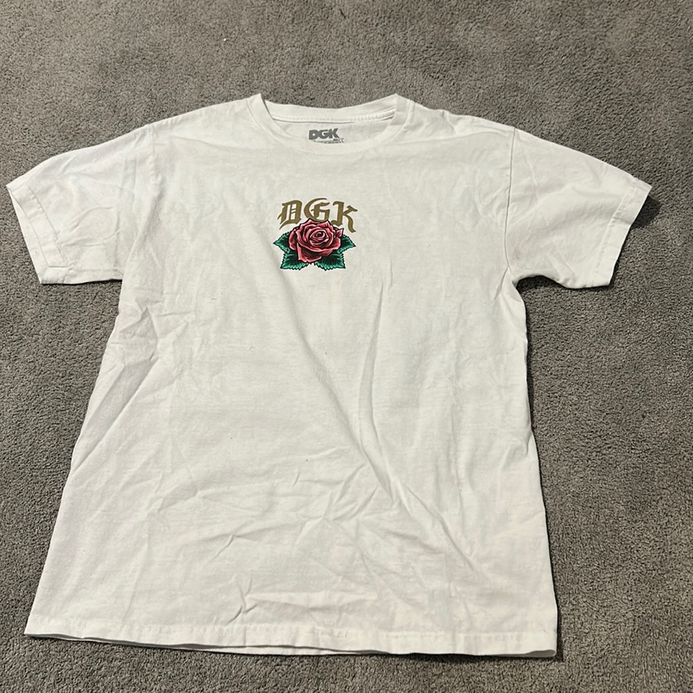 DGK medium white tee.
